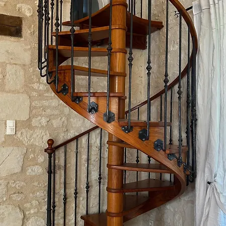 D'exception A Lesigny: Charme Et Confort Pour 8 Personnes - Fr-1-541-193